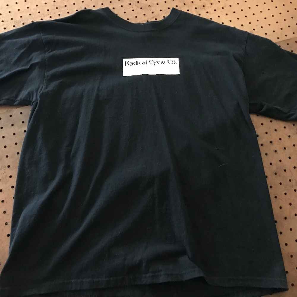Radical cycle company XL short sleeve t